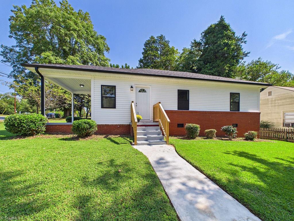 Photo of 812 Arlington Street, High Point, NC 27260 (MLS # 1236555)