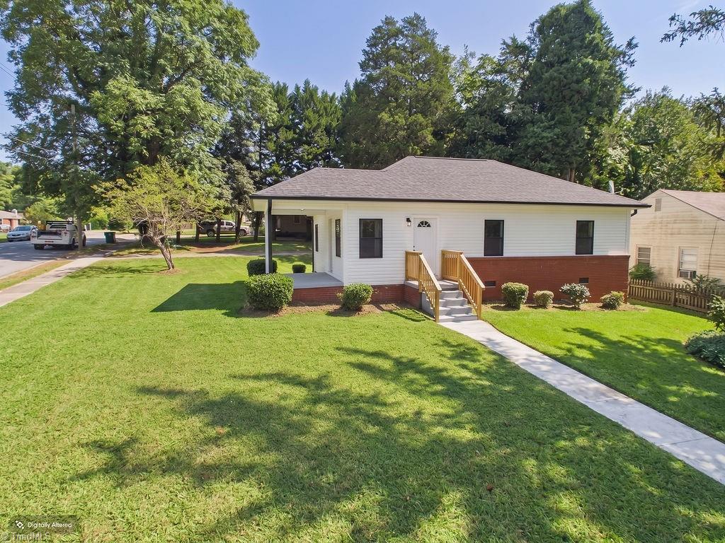 Photo of 812 Arlington Street, High Point, NC 27260 (MLS # 1236555)