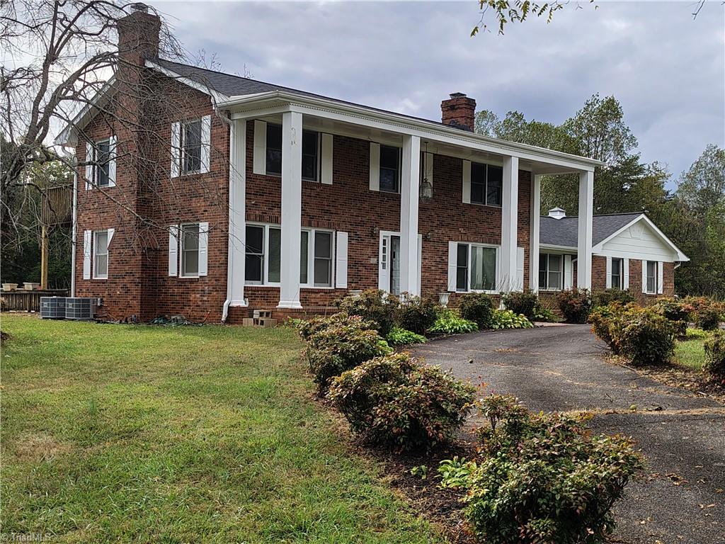 105 Pepperbush Trail