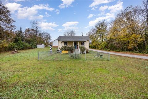 A home in Thomasville