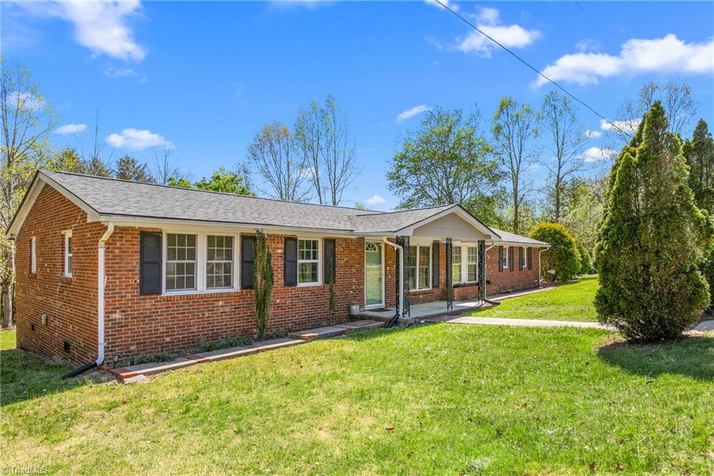 223 W Matthews Street, Stoneville, North Carolina image 2