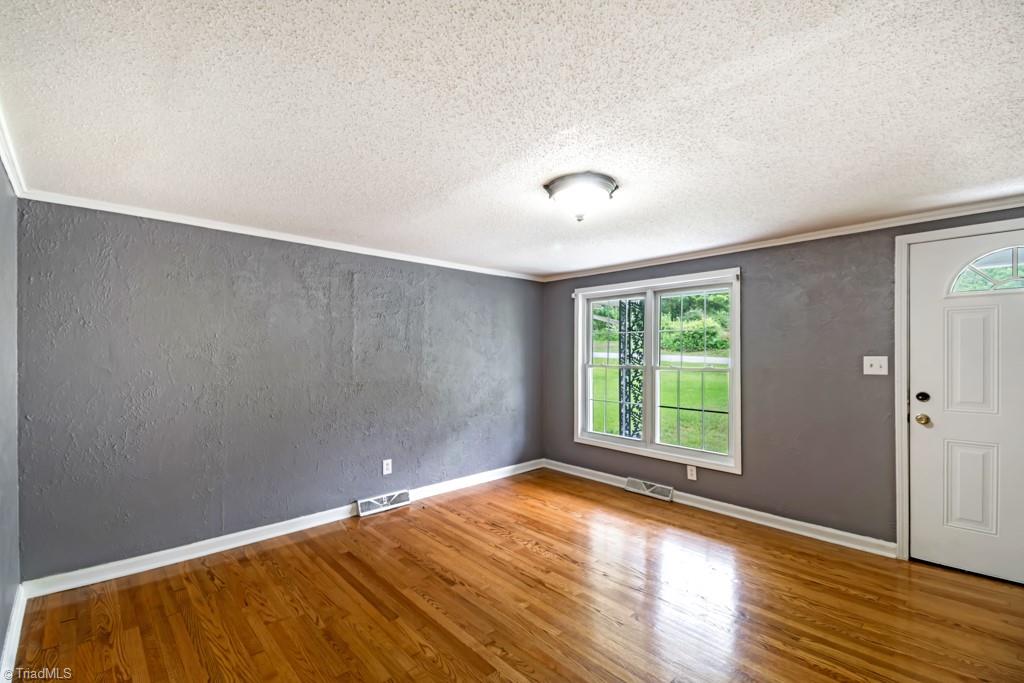 223 W Matthews Street, Stoneville, North Carolina image 6