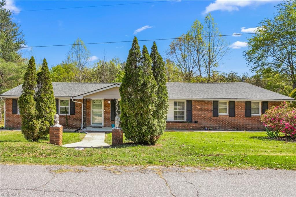 223 W Matthews Street, Stoneville, North Carolina image 1