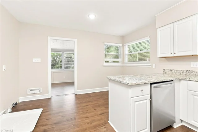 3816 Kirby Drive, photo 4 of 21