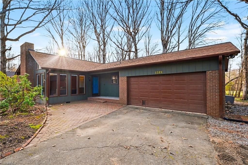 Photo of 1289 Piney Grove Road, Kernersville, NC 27284 (MLS # 1211713)