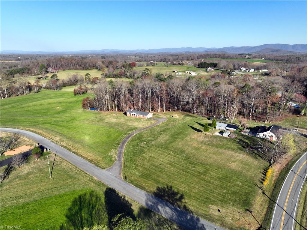 176 Edwards Blackburn Road, Elkin, North Carolina image 13