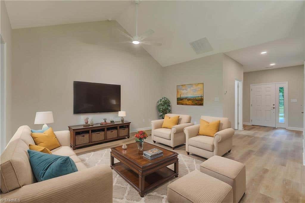 Photo of 116 Sanderlyn Court, Eden, NC 27288 (MLS # 1229720)