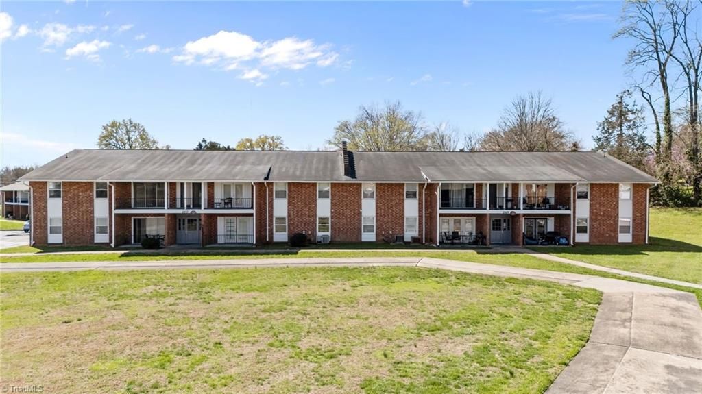 Photo of 2817 N OHenry Boulevard #G, Greensboro, NC 27405 (MLS # 1213071)