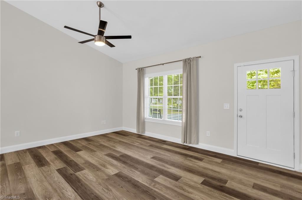 530 E Raleigh Avenue, Liberty, North Carolina image 5