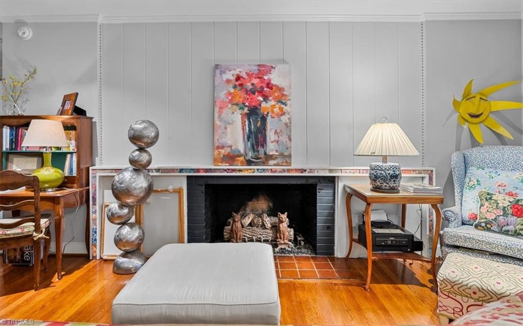 Greensboro, North Carolina 27408, United States, 2 Bedrooms Bedrooms, ,1 BathroomBathrooms,Residential,Pending,235804