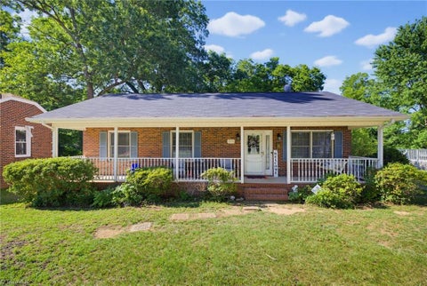 Homes For Sale - 515 W Decatur Street<br/> Madison, NC 27025