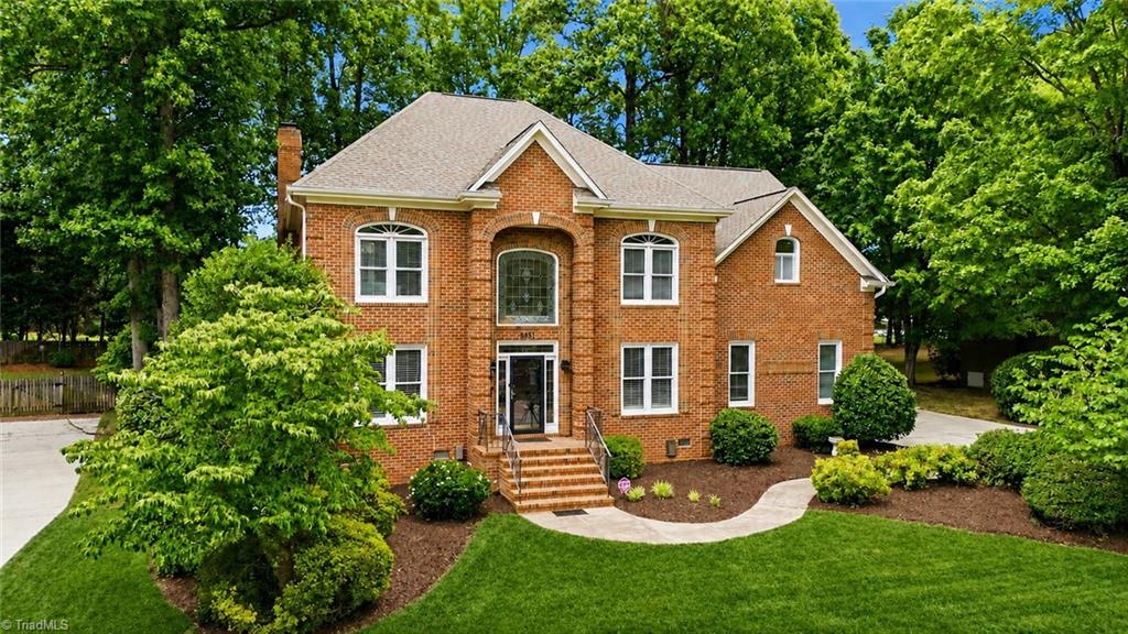 Photo of 4911 Setter Court, Jamestown, NC 27282 (MLS # 1236998)