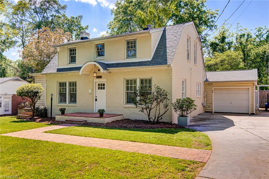 Photo 2 of 50 of 116 Rosedale Circle house