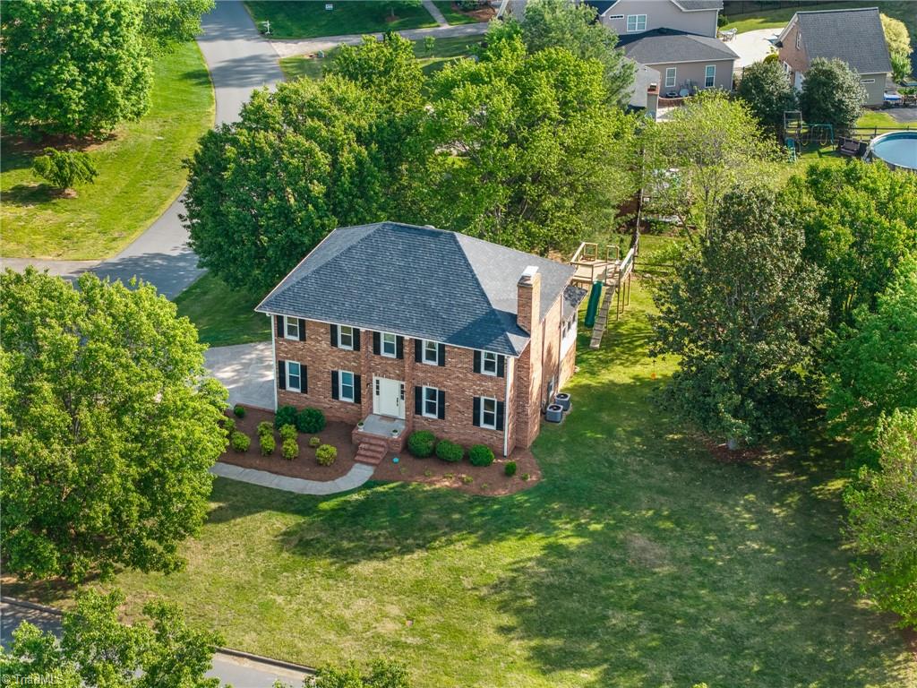 5008 Peppertree Road, Clemmons, North Carolina image 2