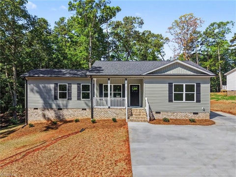 Homes For Sale - 2795 Beckner Road<br/> Lexington, NC 27292