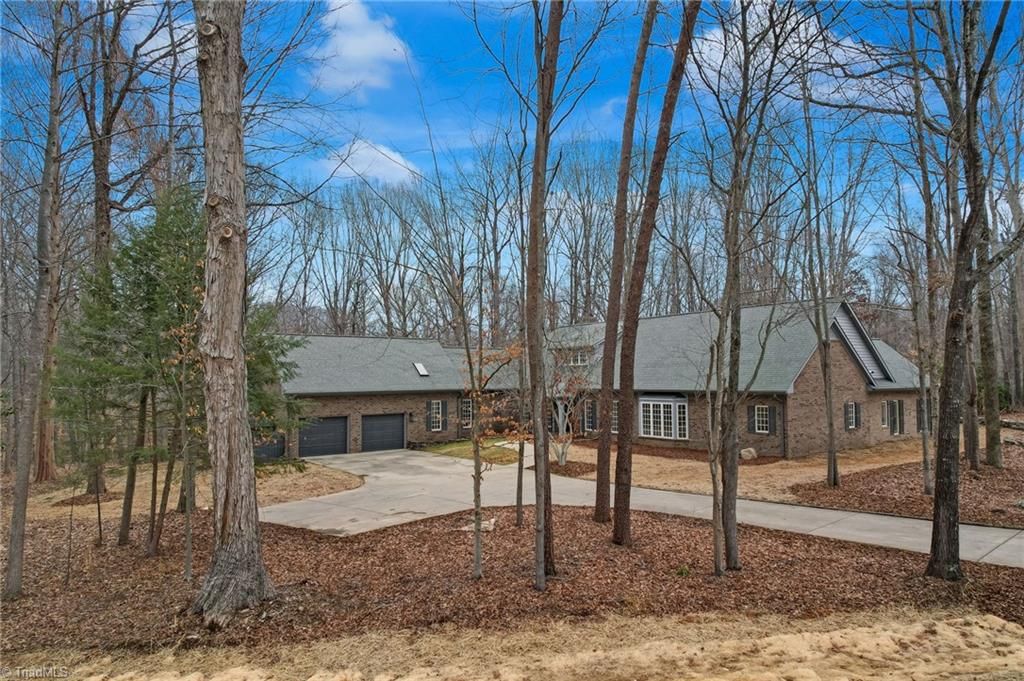 Photo of 231 River Ridge Road, Eden, NC 27288 (MLS # 1209777)