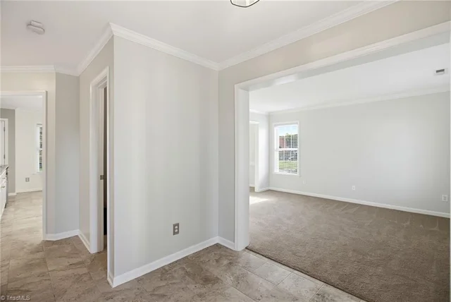 1707 Hanford Hills Road, photo 4 of 40