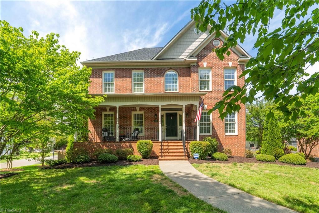 Photo of 435 Ashbry Run Drive, Winston-Salem, NC 27106 (MLS # 1217843)