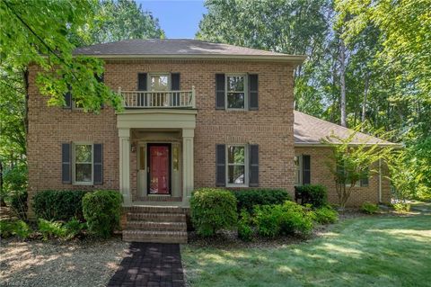 Homes For Sale - 106 Birmingham Place<br/> Salisbury, NC 28146