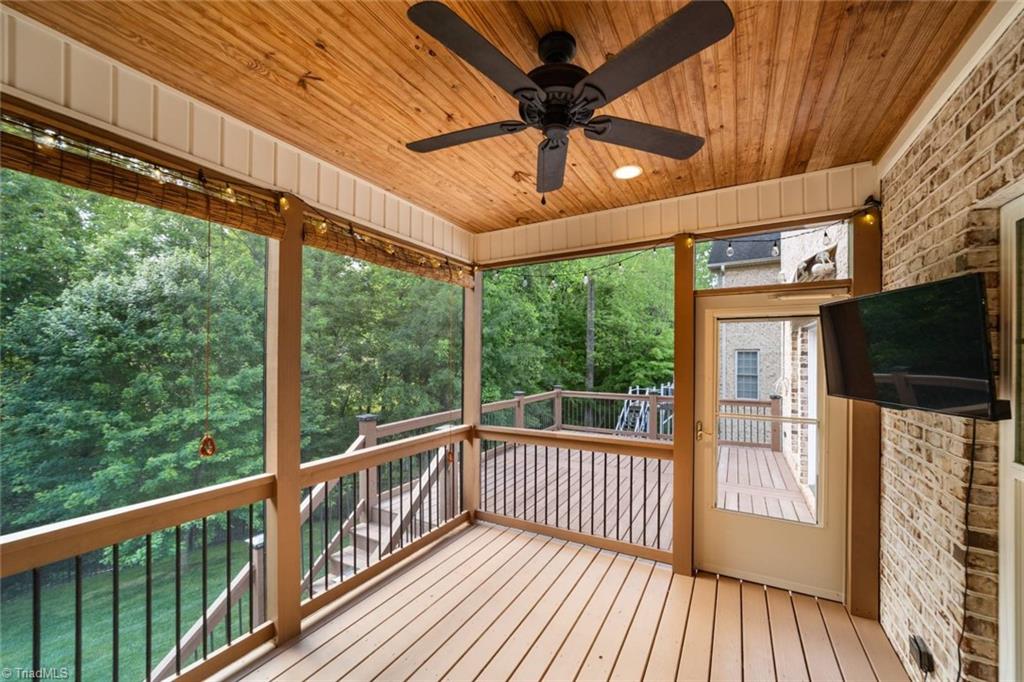 215 Fearrington Drive, Kernersville, North Carolina image 18