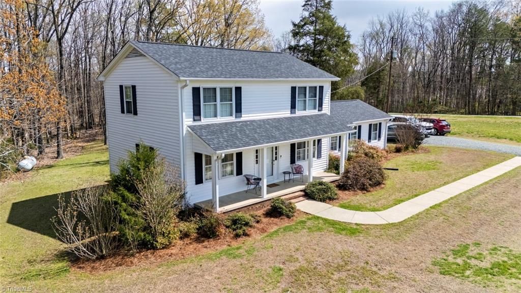 Photo of 623 Stoney Creek Church Road, Alamance, NC 27217 (MLS # 1213727)