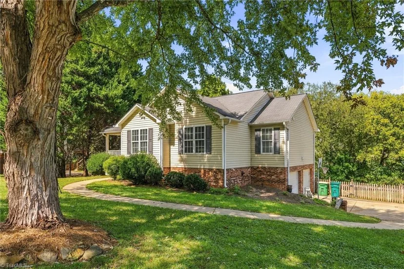 7405 Cortney Glen Lane, photo 1 of 47