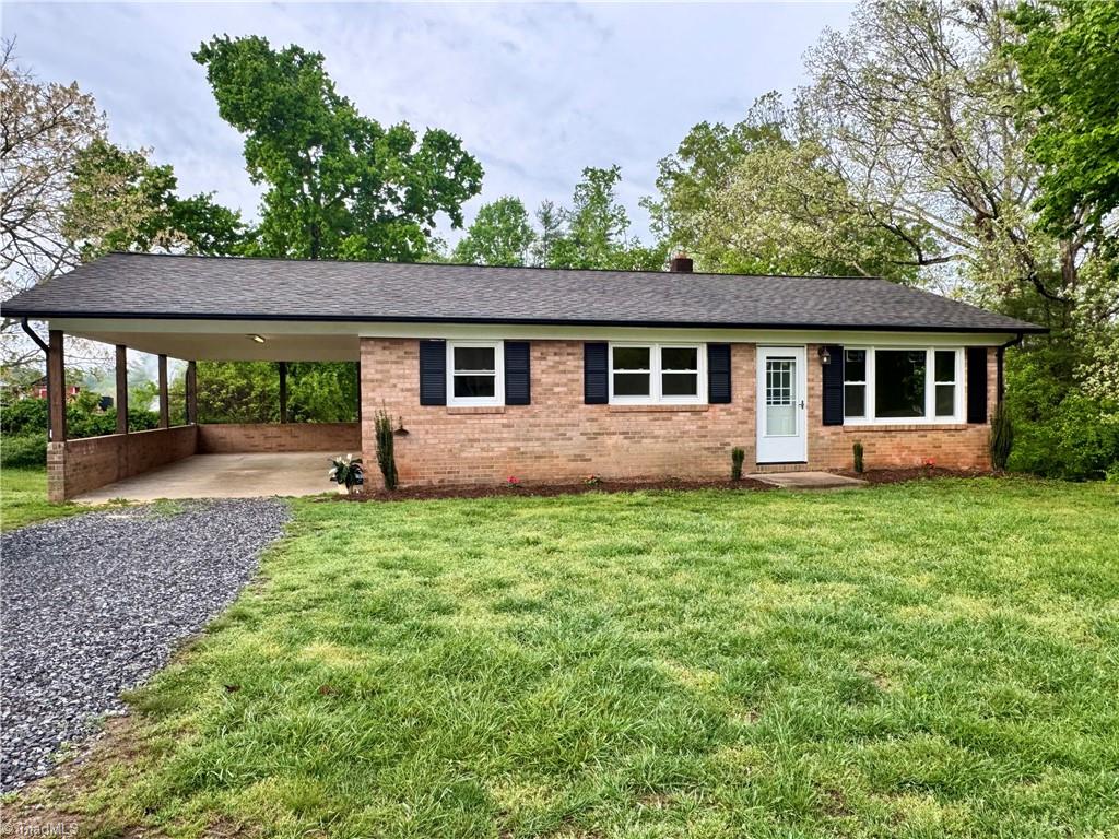 542 Mulberry Mill Road, North Wilkesboro, North Carolina image 2