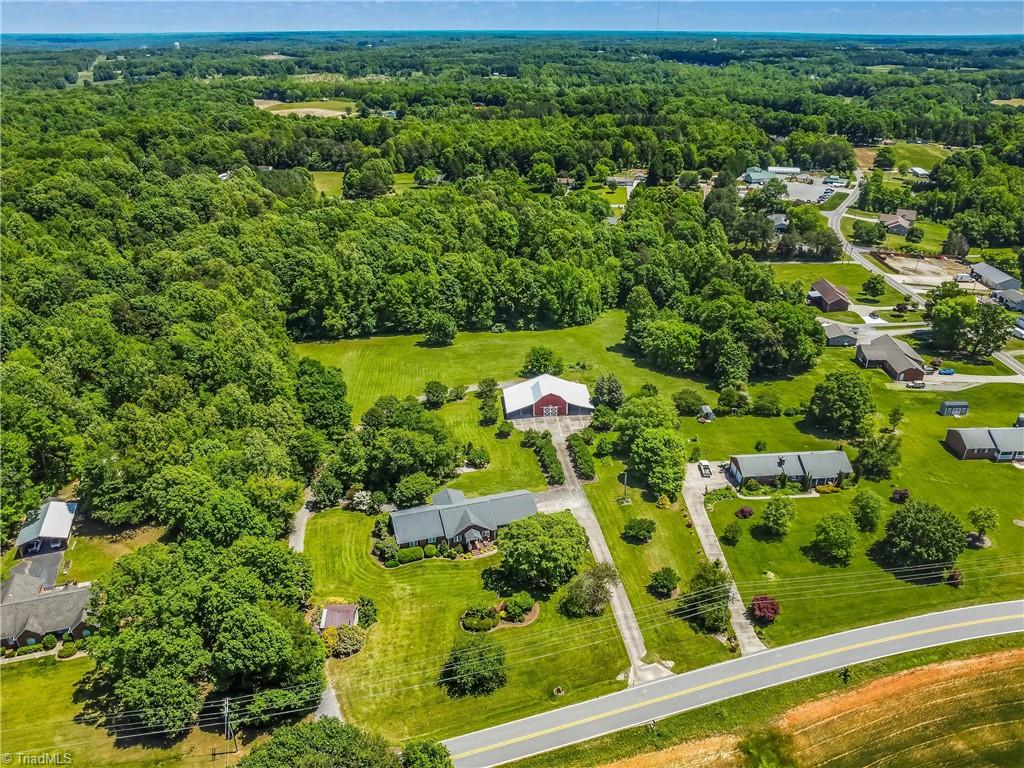 2227 Gideon Grove Church Road, Stokesdale, North Carolina image 7