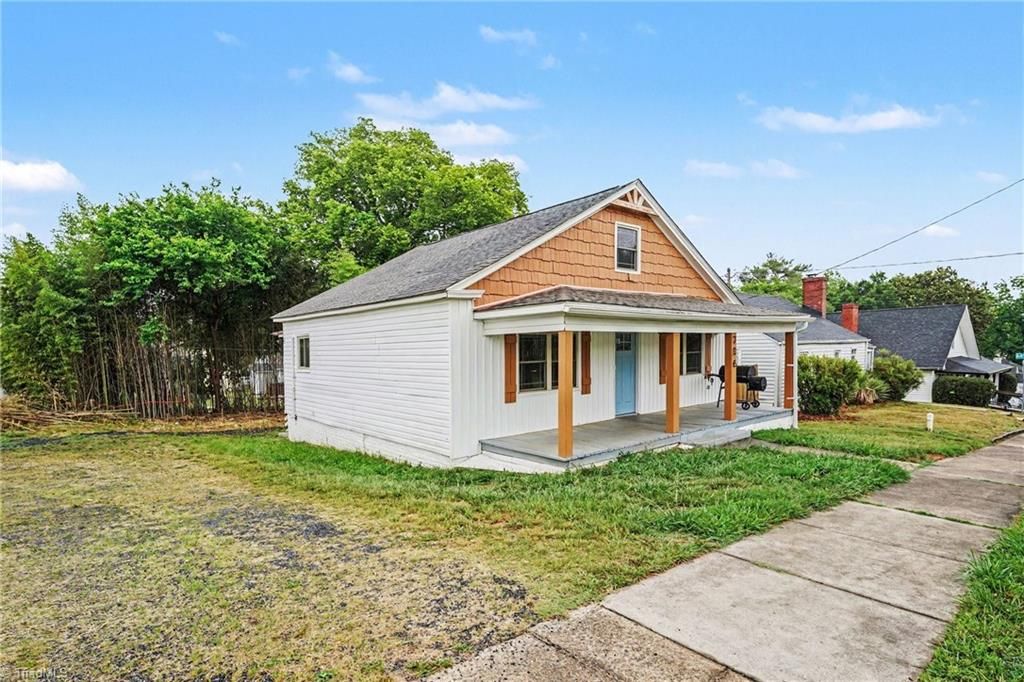 Photo of 706 Hamilton Street, Eden, NC 27288 (MLS # 1222250)