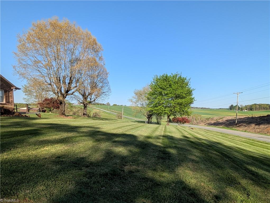 648 Union Cross Road, Dobson, North Carolina image 3