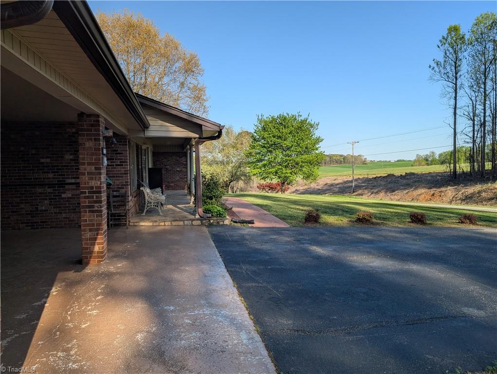 648 Union Cross Road, Dobson, North Carolina image 18