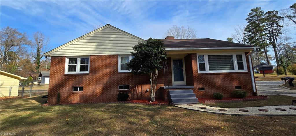 206 Forestrose Drive