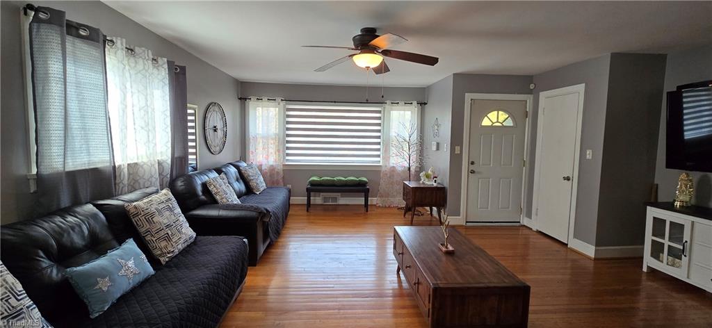 206 Forestrose Drive