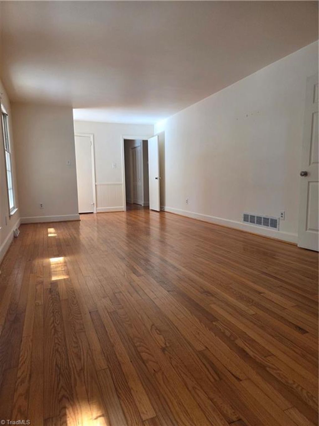 Photo of 1917 EDGEWOOD Avenue, Burlington, NC 27215 (MLS # 1199617)