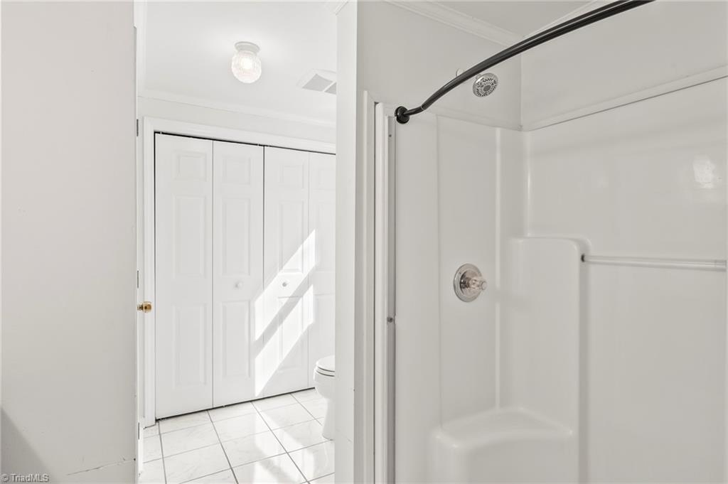 819 Gordon Court, Pilot Mountain, North Carolina image 28