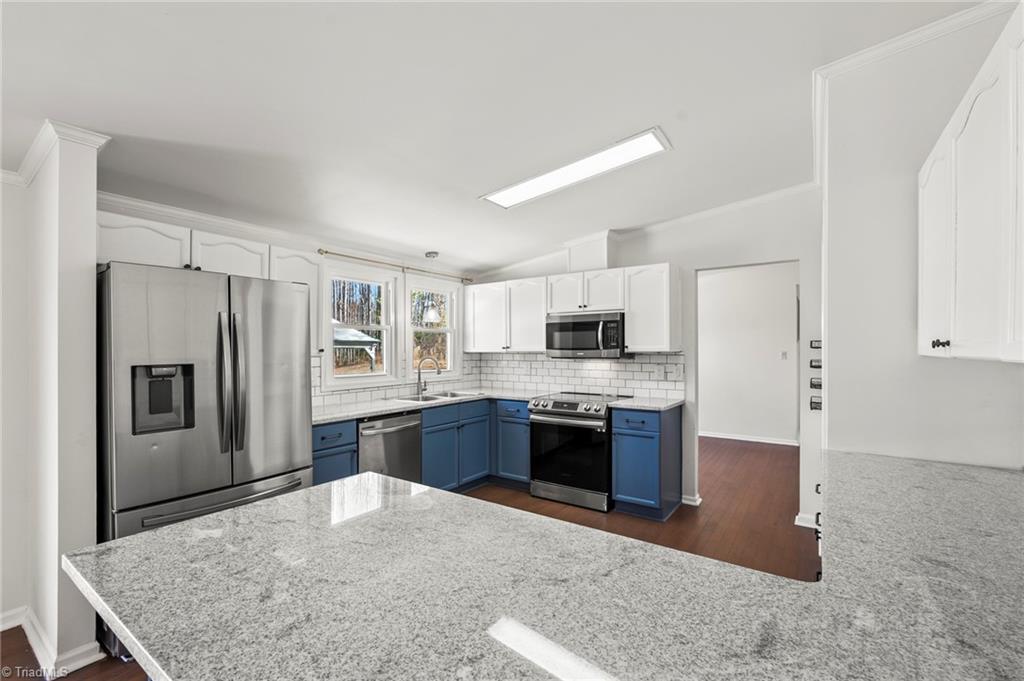 819 Gordon Court, Pilot Mountain, North Carolina image 14
