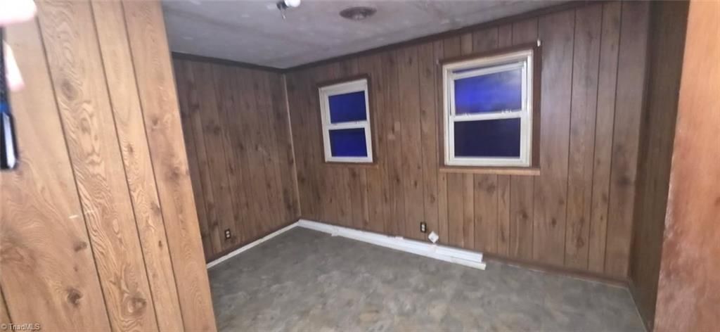 Photo of 4372 Oak Ridge Drive, Winston-Salem, NC 27105 (MLS # 1207357)