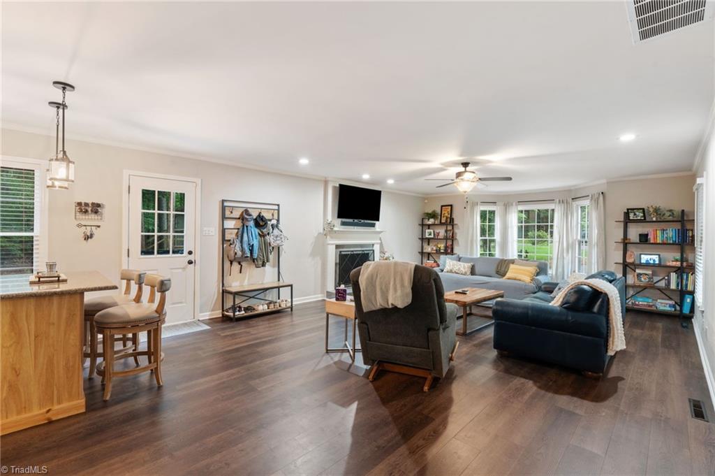 4421 Forest Walk Drive, Greensboro, North Carolina image 12