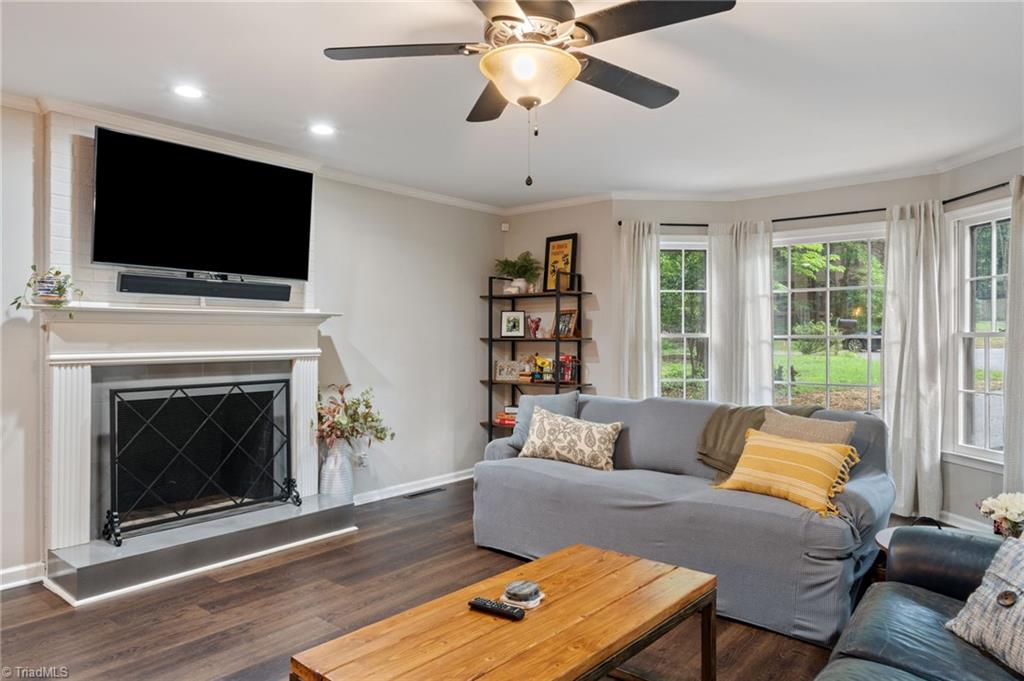 4421 Forest Walk Drive, Greensboro, North Carolina image 11