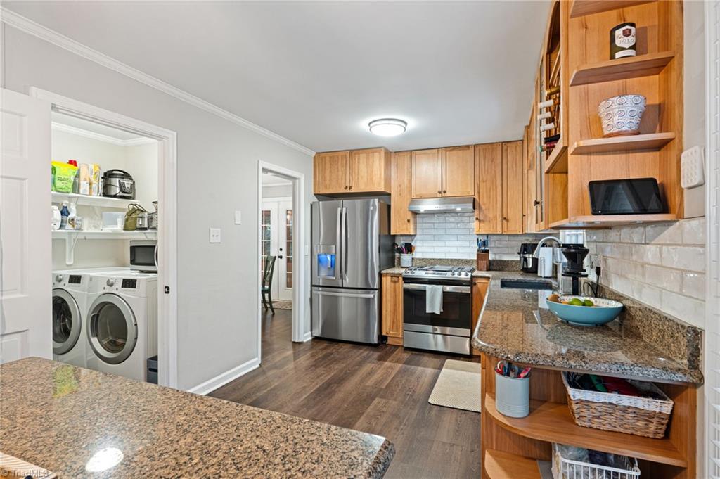4421 Forest Walk Drive, Greensboro, North Carolina image 25