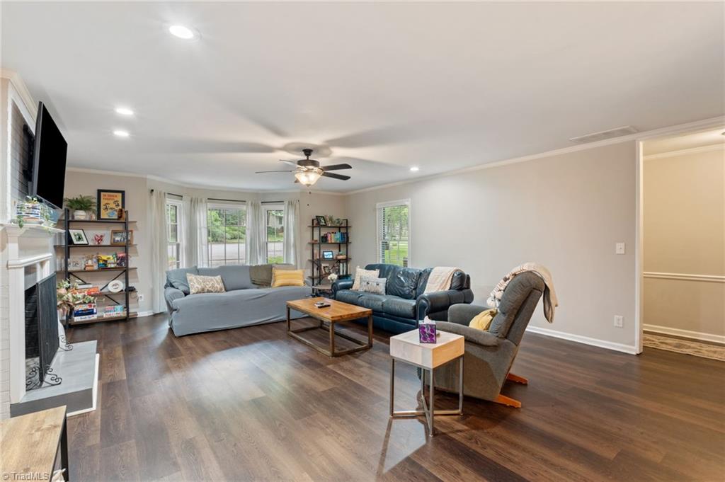 4421 Forest Walk Drive, Greensboro, North Carolina image 15