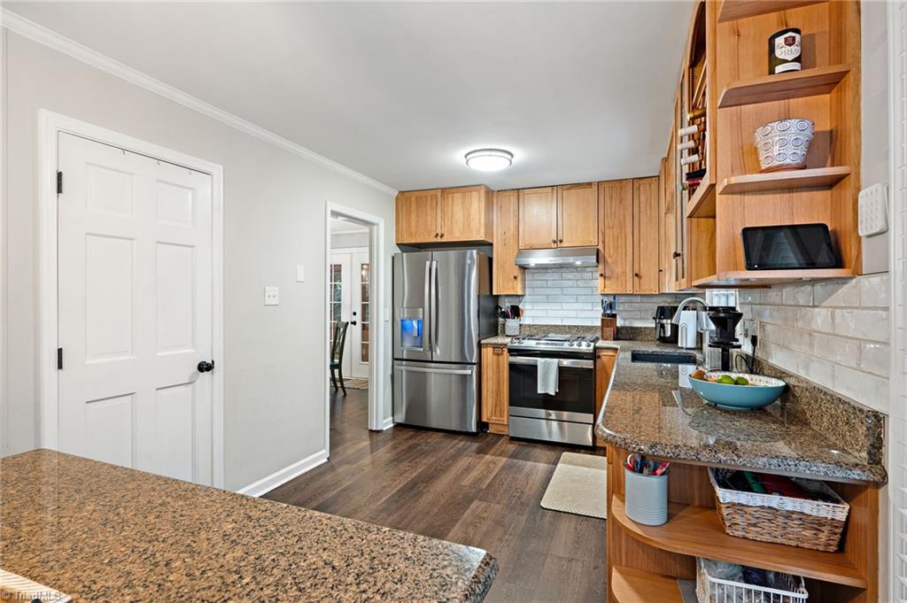 4421 Forest Walk Drive, Greensboro, North Carolina image 23