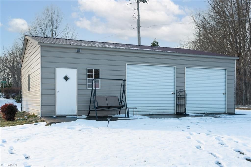 Photo of 126 Crystal Ridge Drive, Lexington, NC 27295 (MLS # 1208005)