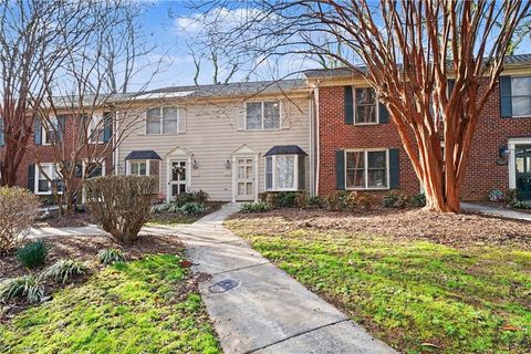 Homes For Rent - 4625 Lawndale Drive<br/> Greensboro, NC 27455