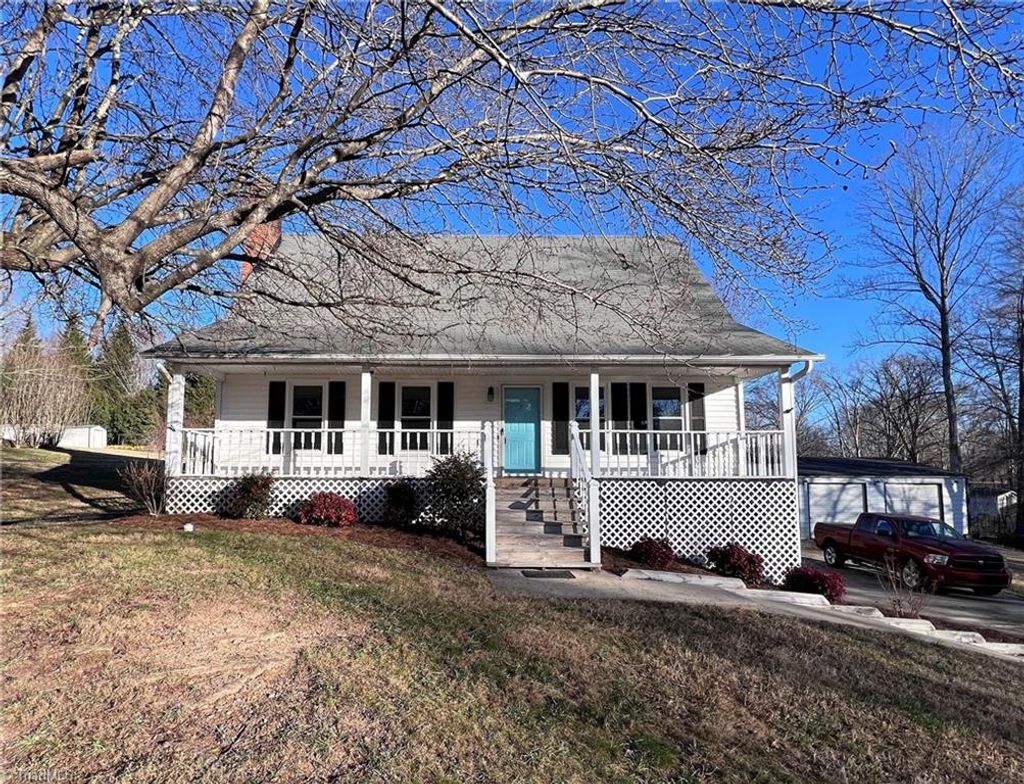 Photo of 326 Springdale Road, Walnut Cove, NC 27052 (MLS # 1206792)