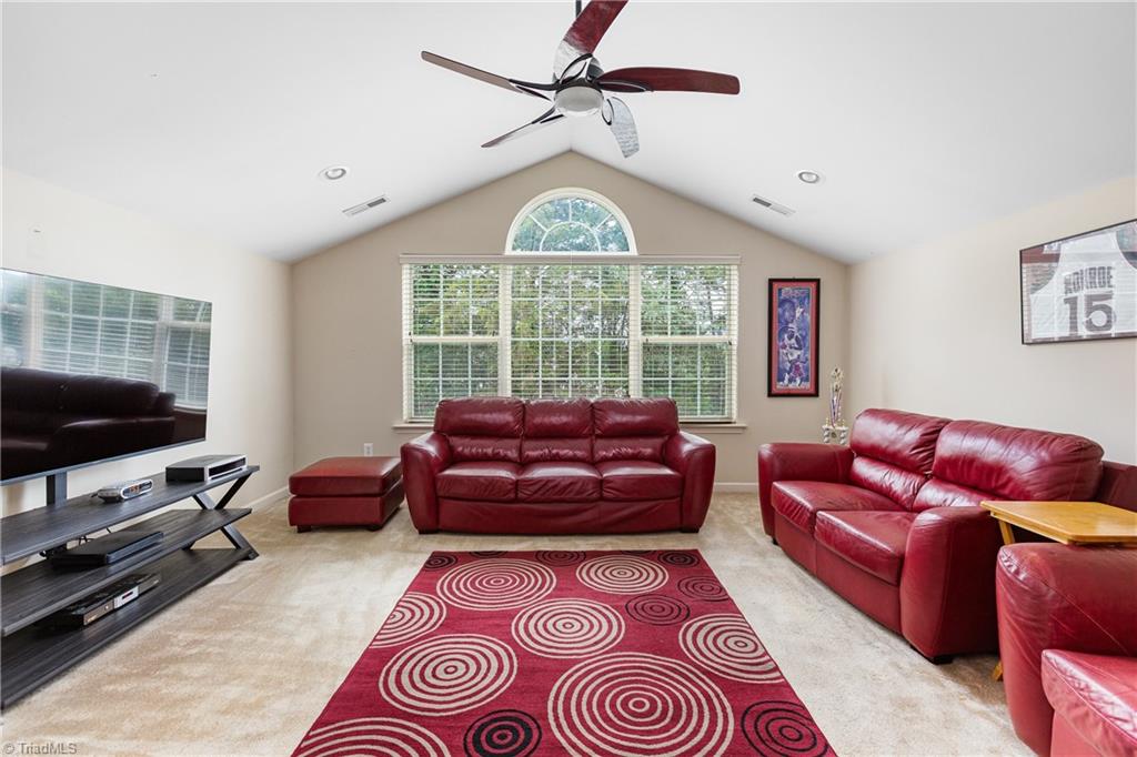3056 Sycamore Point Trail, High Point, North Carolina image 32