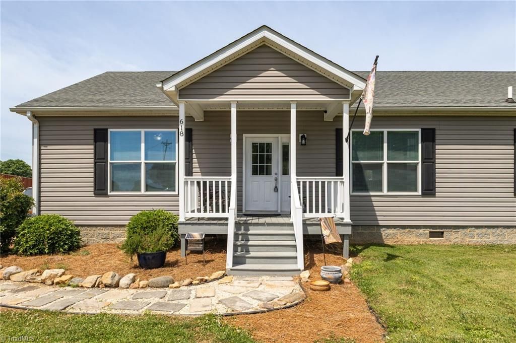 Photo of 618 Society Road, Statesville, NC 28625 (MLS # 1218935)