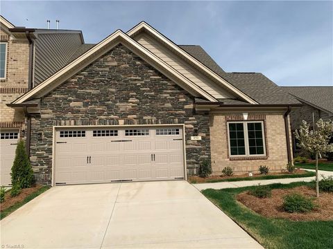 Townhouse For Sale - 4725 Willowstone Drive<br/> High Point, NC 27265