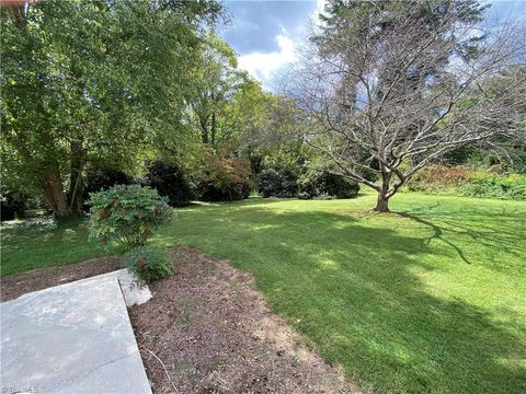 A home in Mount Airy