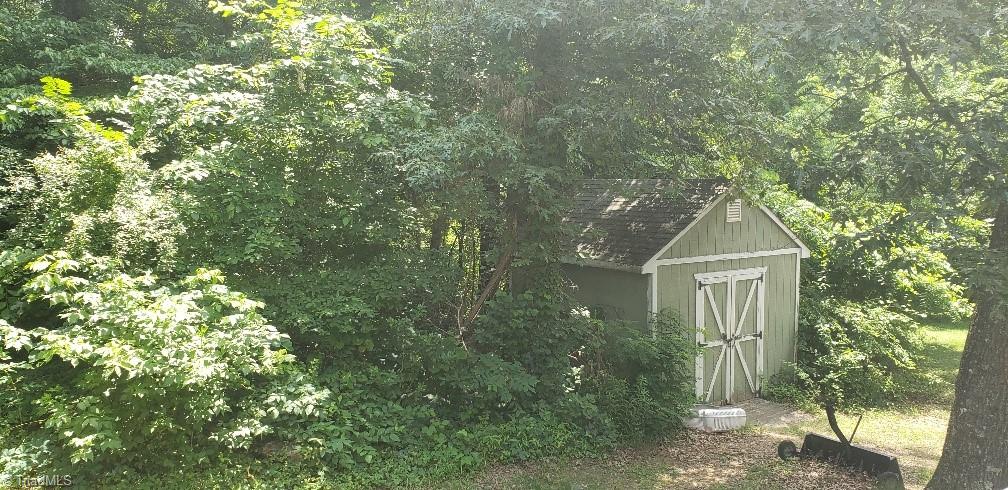 2007 Kildare Woods Drive, Greensboro, North Carolina image 29